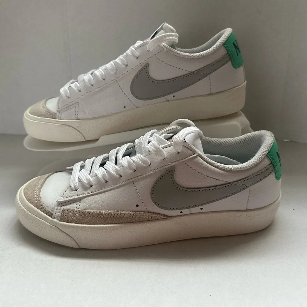 Nike Blazer Low 77 Vintage ‘White Grey Light Menta’ Size 3.5Y